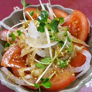 トマト玉ねぎカイワレの和風サラダ